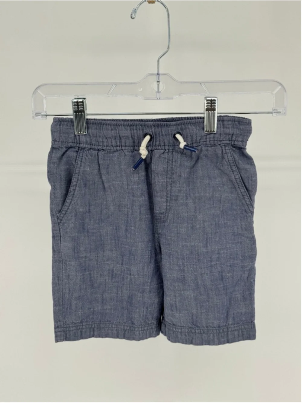 Tommy Bahama Boy's Blue Chambray Pull-On Shorts Size 6 with White Drawstring